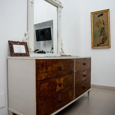 Zefnea House Apartment *