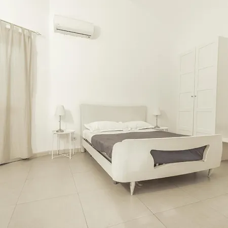 Zefnea House * Catania